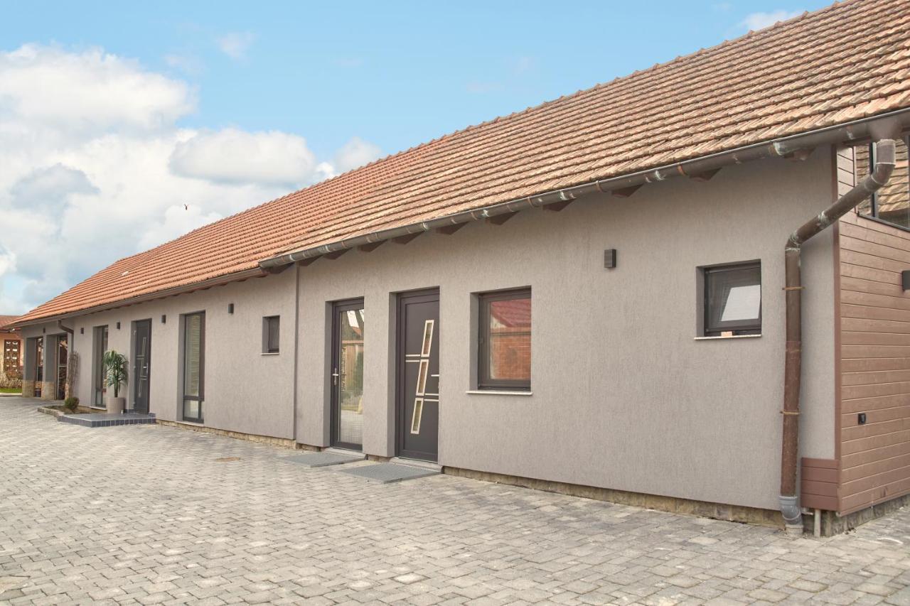 Apartament Travel La Casa Piano House,Cu Parcare Alba Iulia Exterior photo